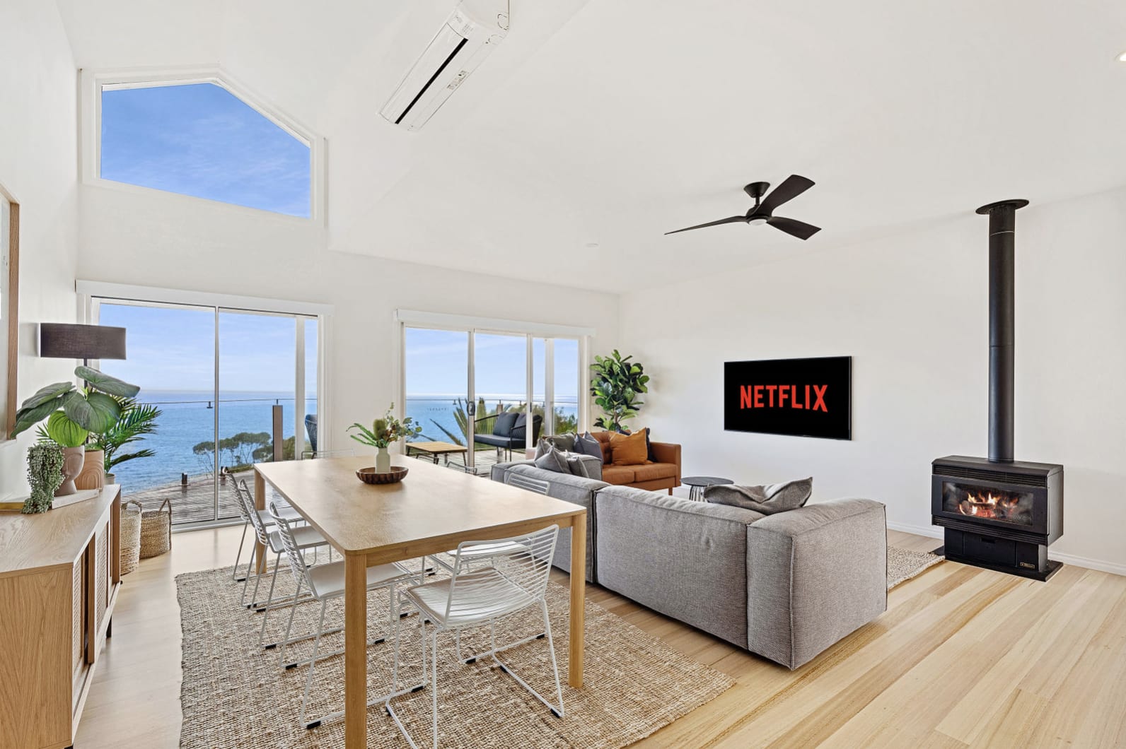 Clifftop Luxury, Spectacular Ocean Views