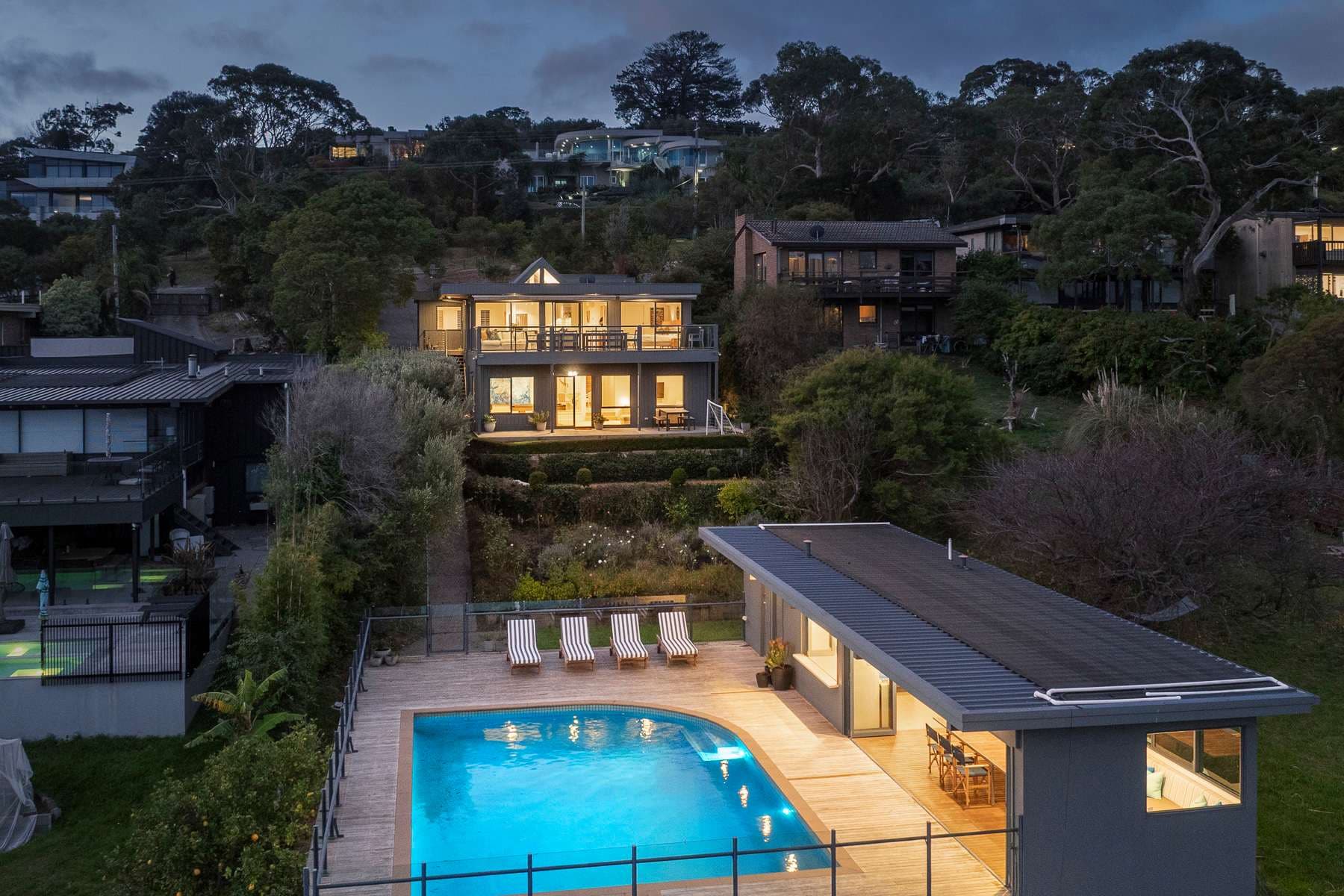 Martha's Peak Solar Heated Pool & Views